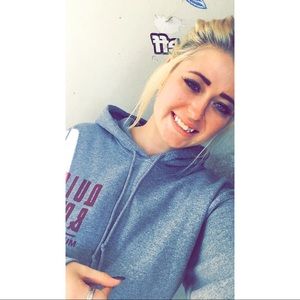 Meet your Posher, Shania